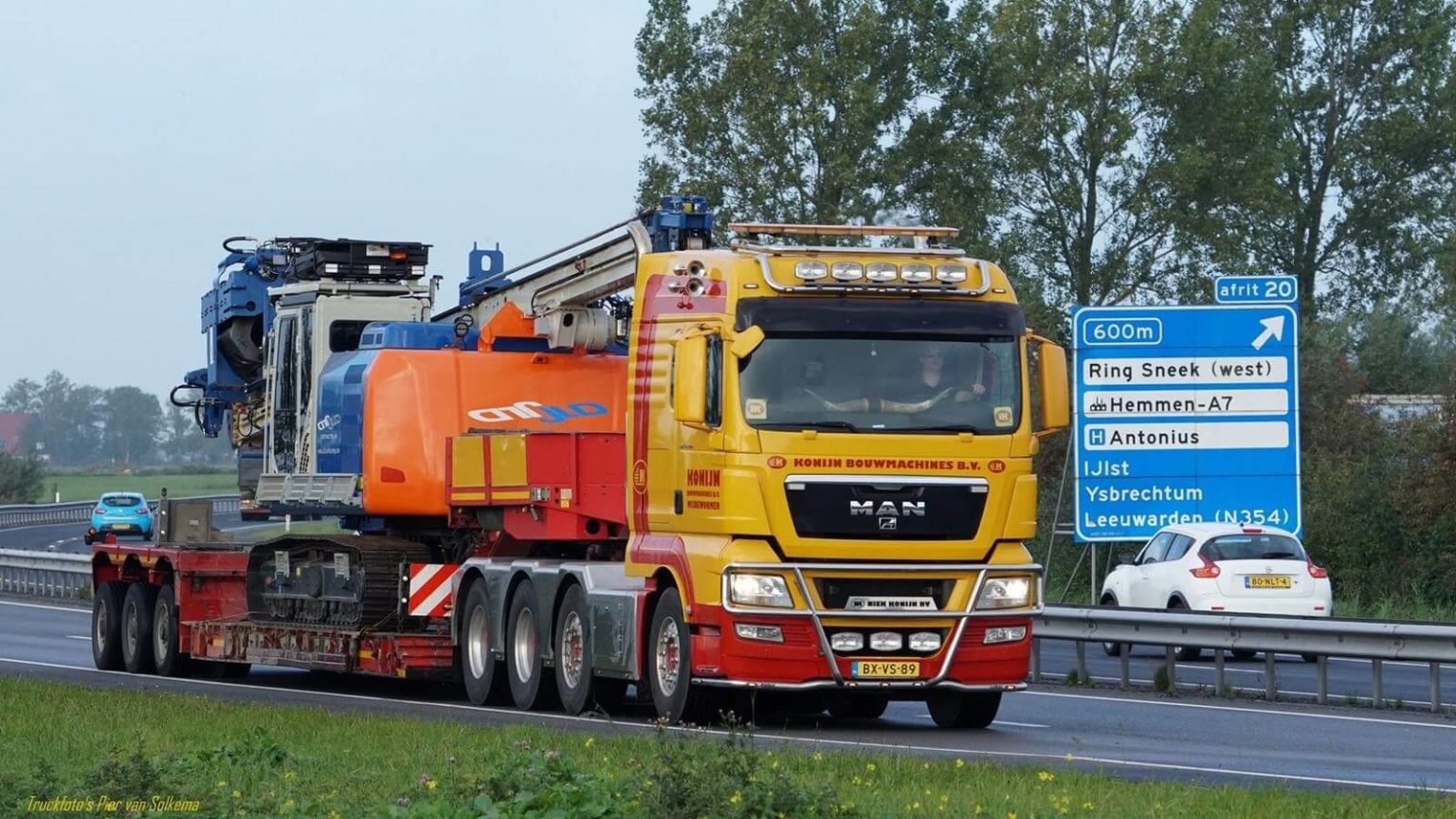 Machineverhuur met ervaren machinist – Loon- en Verhuurbedrijf Niek Konijn B.V. modern materieel voor duurzaam werken